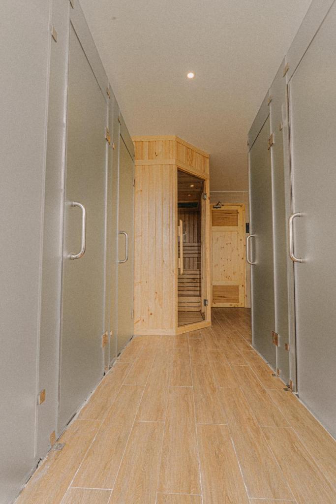 Номер (Односпальная кровать в общем номере для мужчин и женщин), POSIKI Dorm & Café