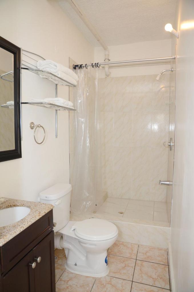Bascombe Apartments photo 4