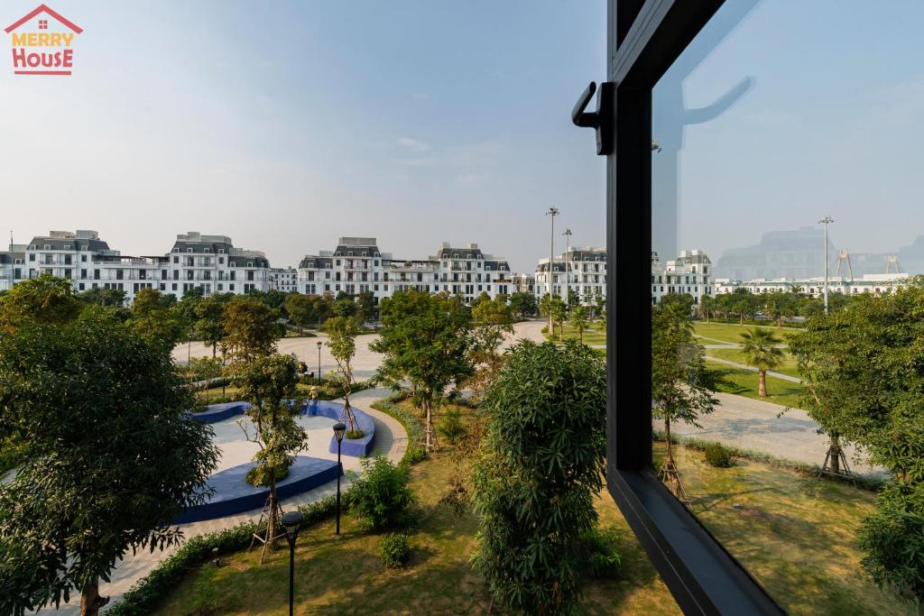 Merry House - Serviced Apartment