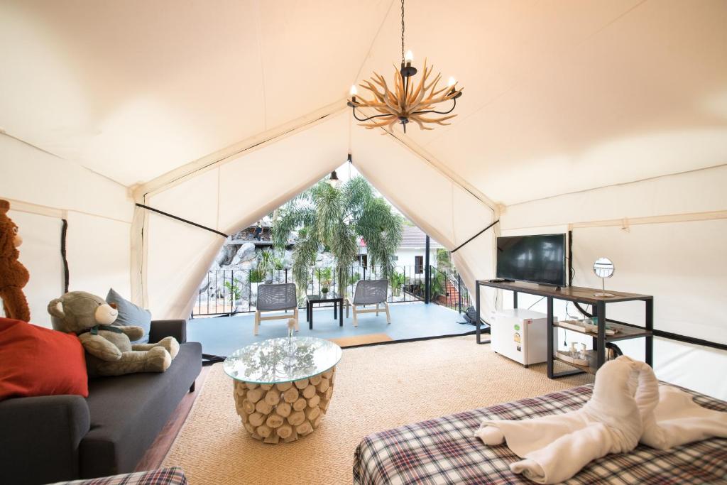 Mont Blanc Base Camp Khaoyai photo 4