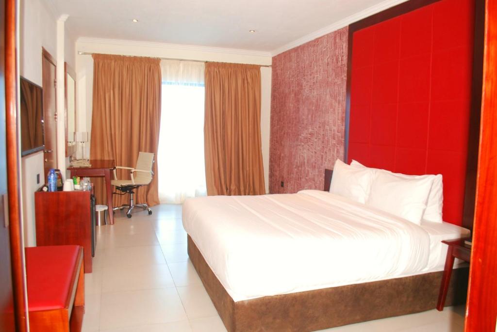 Best Western Plus Atlantic Hotel photo 1