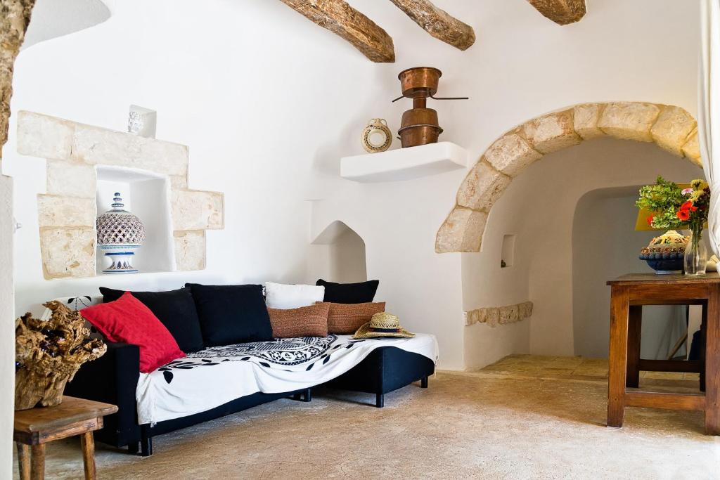 One bedroom house with private pool and furnished garden at Ceglie Messapica photo 2