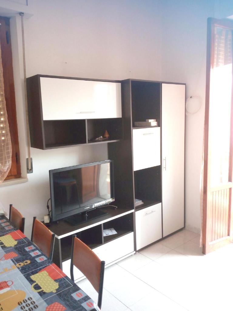 2 bedrooms house at Contrada Termini 3 m away from the beach with sea view and balcony photo 3