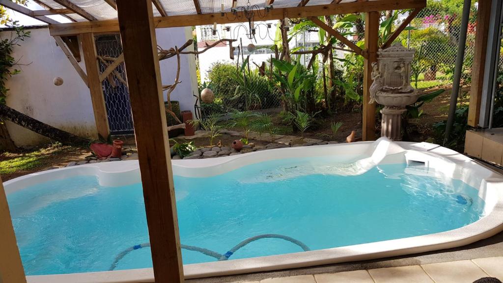Appartement d'une chambre avec piscine partagee jardin clos et wifi a Le lamentin a 9 km de la plage photo 3