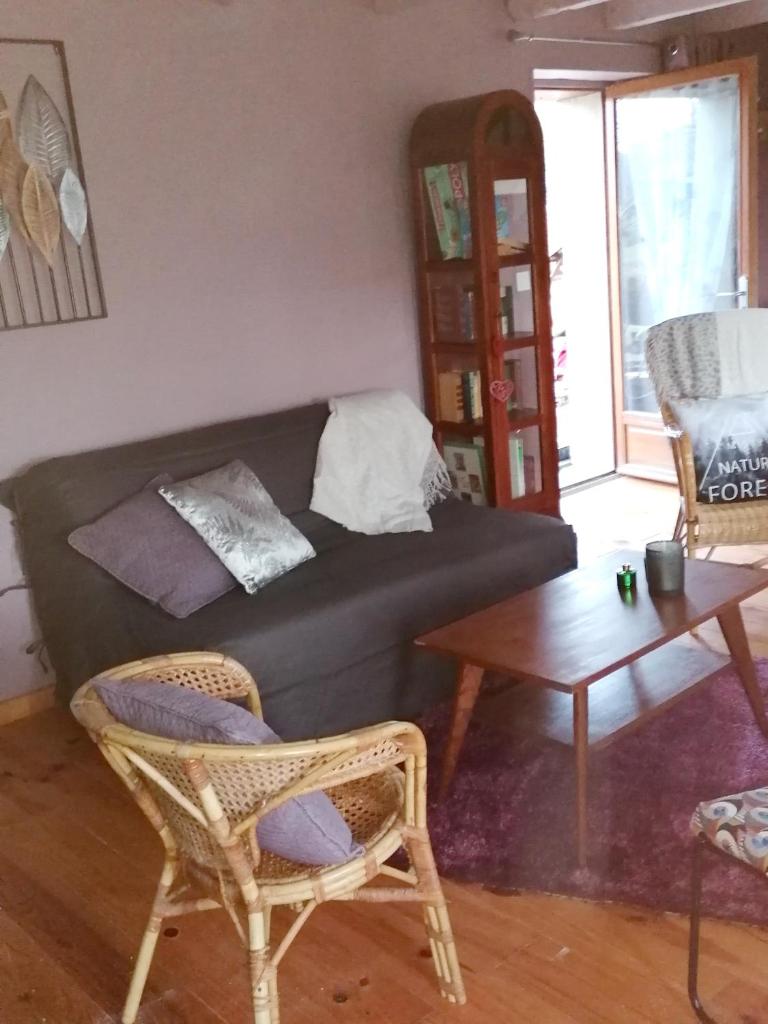 Maison de 2 chambres avec jardin clos et wifi a Gavray photo 4