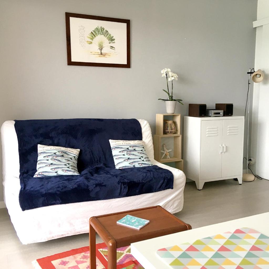Appartement d'une chambre a Guerande a 600 m de la plage avec vue sur la mer piscine partagee et jardin clos photo 1