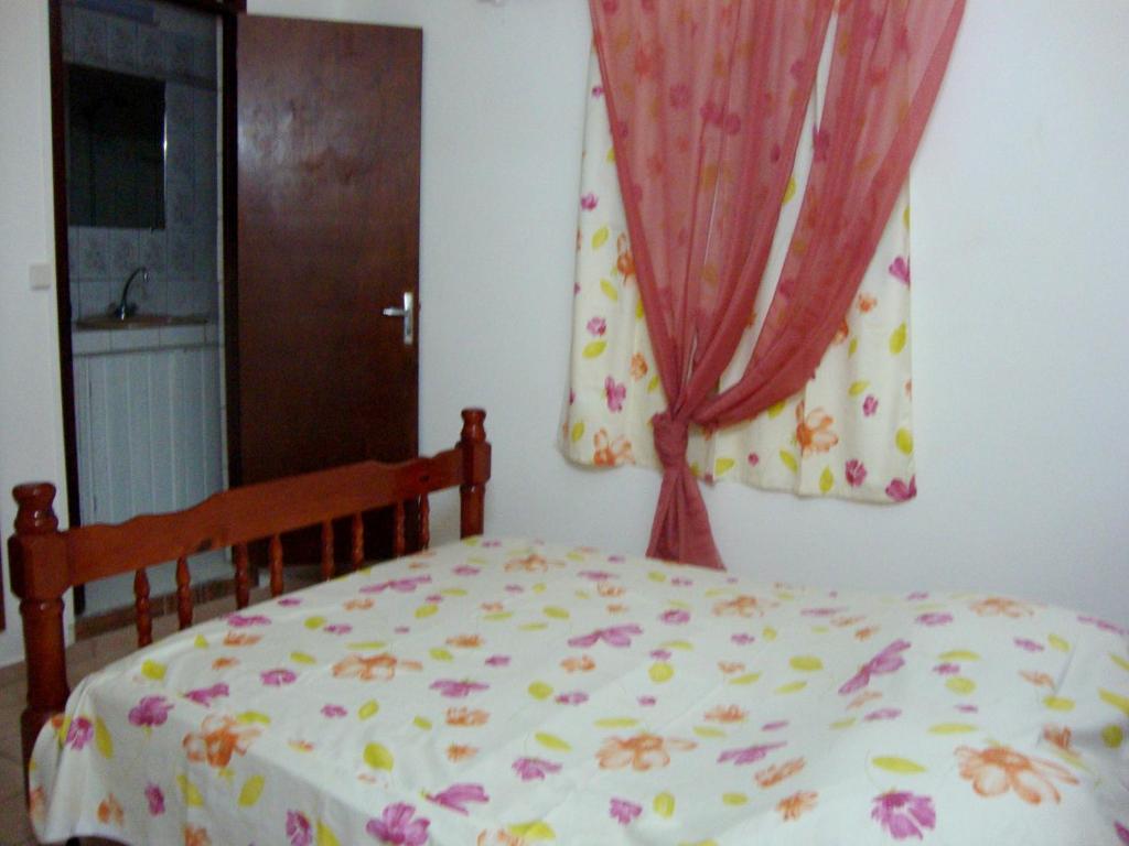 Appartement de 3 chambres avec jardin clos et wifi a Port Louis a 3 km de la plage photo 3