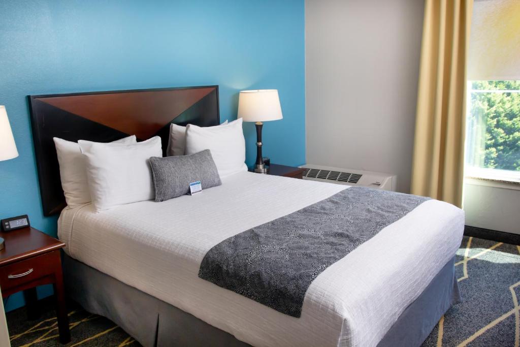 Belltown Inn photo 1