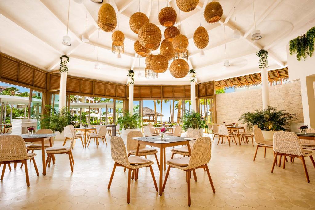 Secrets Playa Mujeres Golf & Spa Resort - All Inclusive Adults Only photo 4