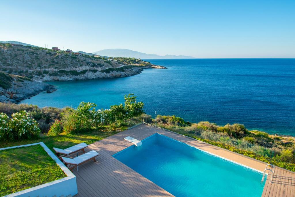 Villa Thalassa - Deja Vu Villas photo 1