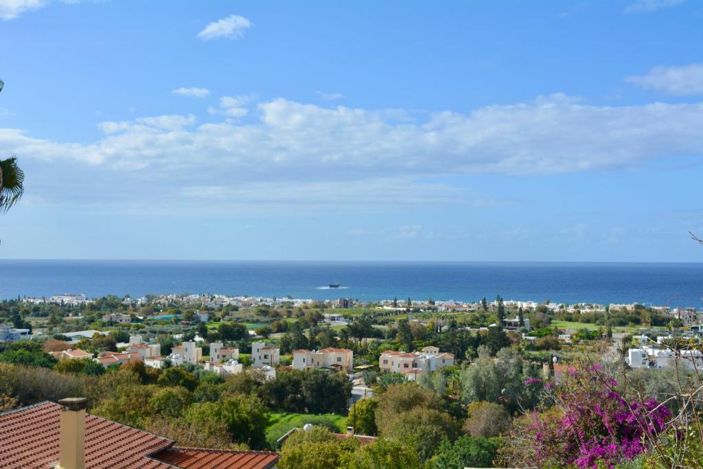 Panorama - Chlorakas Paphos - New Deluxe 2 Bed Apt By Yiota photo 1