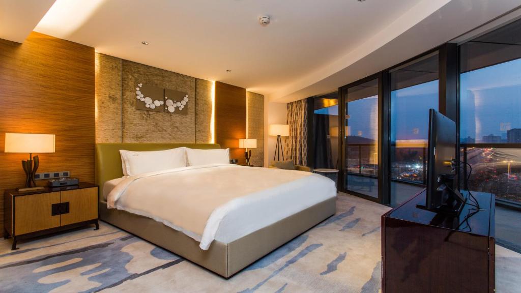 Holiday Inn Nanjing Xuanwu Lake, an IHG Hotel photo 4