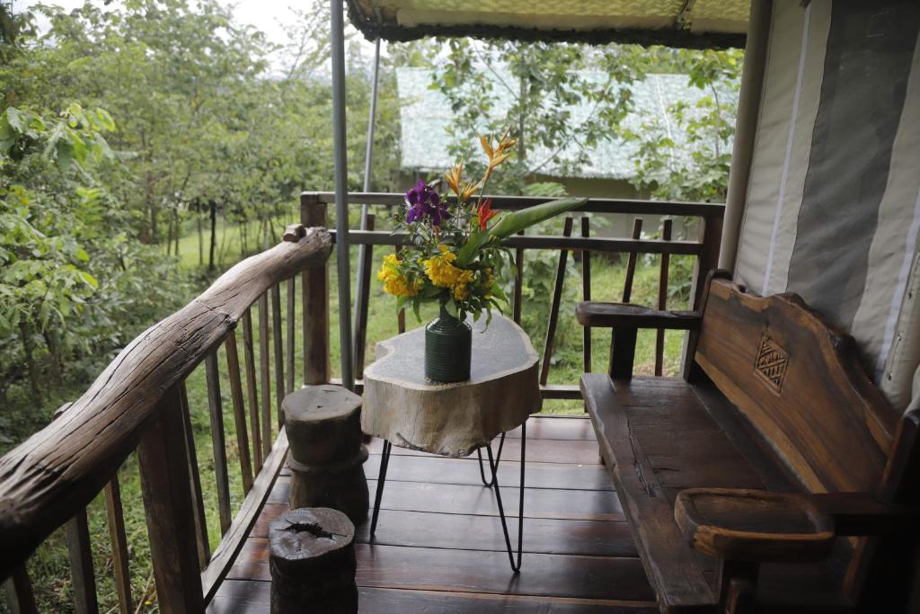 Lak Tented Camp