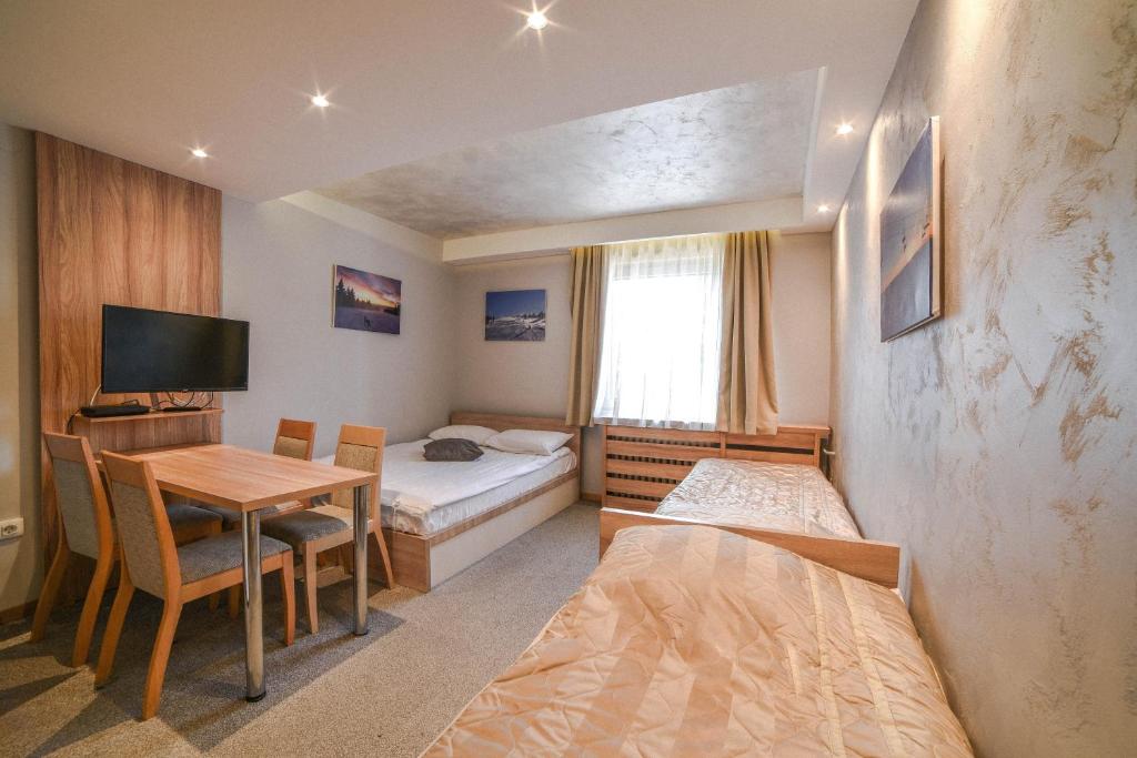 Apartments Suncani Vrhovi Kopaonik photo 4