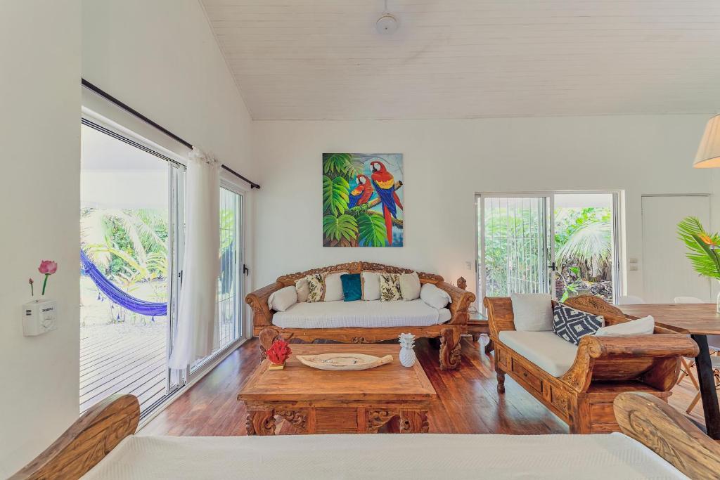 Pineapple house Manzanillo