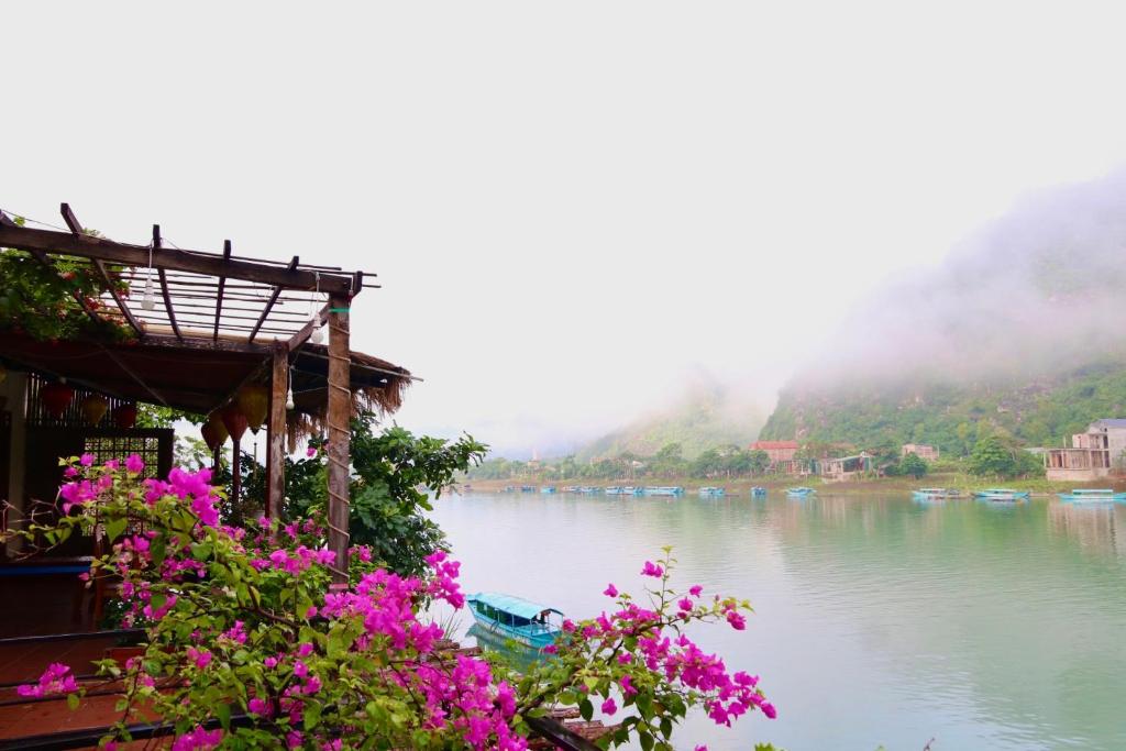 Phong Nha Coco Riverside