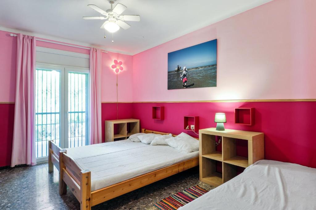 3 bedrooms villa with private pool enclosed garden and wifi at Castello d'Empuries 2 km away from the beach photo 4