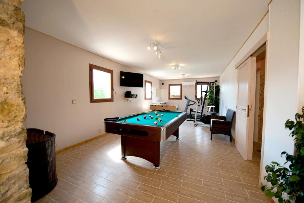 Villa de 3 chambres avec piscine privee jacuzzi et jardin clos a Ventenac Cabardes photo 1
