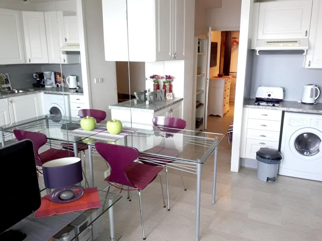 Appartement d'une chambre avec vue sur la mer terrasse amenagee et wifi a Theoule sur Mer photo 3