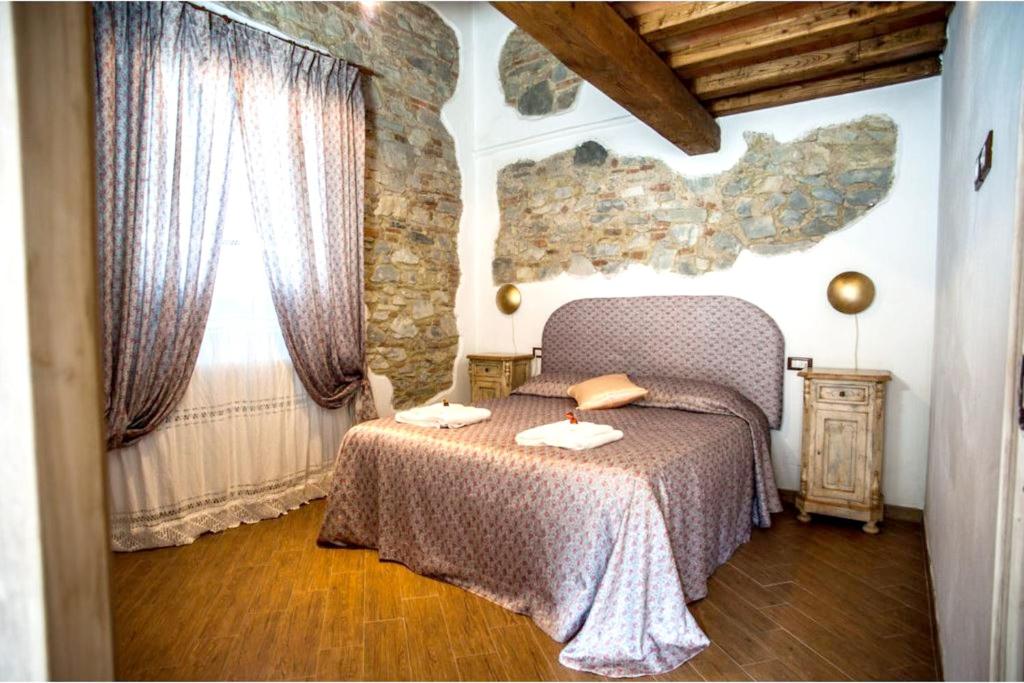 2 bedrooms house with shared pool enclosed garden and wifi at Serravalle Pistoiese photo 3