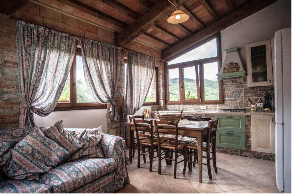 2 bedrooms house with shared pool enclosed garden and wifi at Serravalle Pistoiese photo 1
