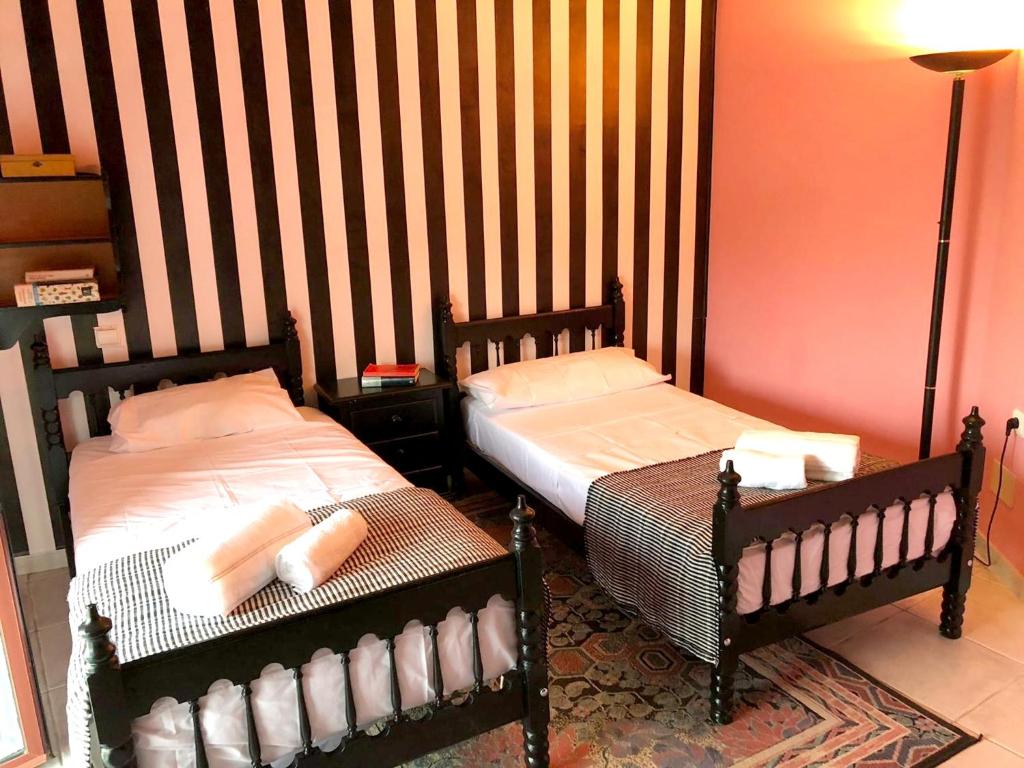 5 bedrooms villa with private pool enclosed garden and wifi at Villanueva del Trabuco photo 3