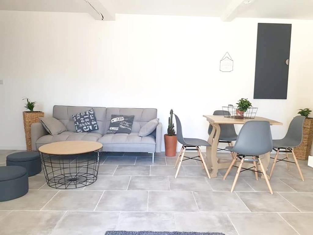 Appartement d'une chambre avec jardin clos et wifi a Sainte Genevieve les Gasny photo 3