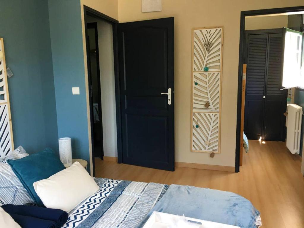 Chalet de 2 chambres avec jacuzzi et wifi a Arrens Marsous photo 2