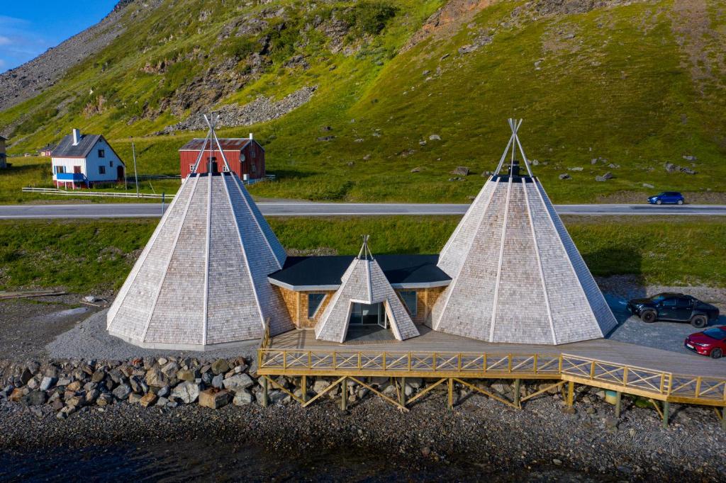Sarnes Seaside Cabins photo 3
