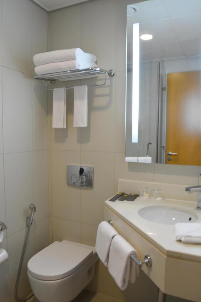 Двухместный (Стандартный двухместный номер с 1 кроватью), Отель Ibis Abu Dhabi Gate