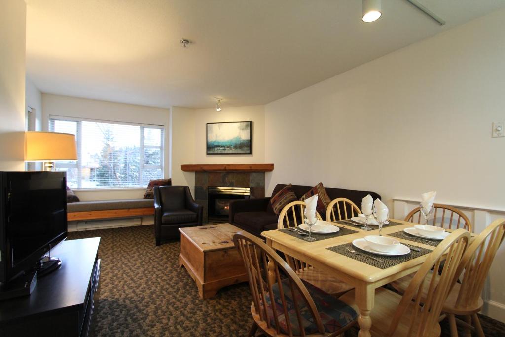 Marketplace Lodge by Whistler Retreats photo 3