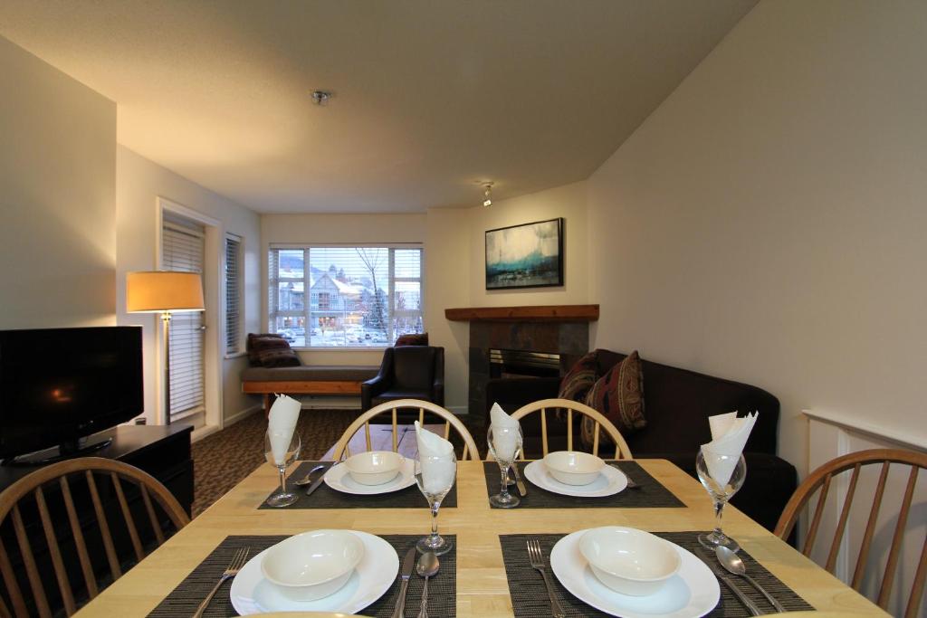 Marketplace Lodge by Whistler Retreats photo 2