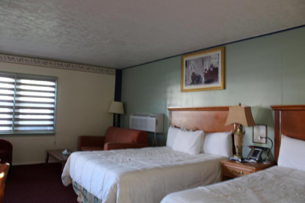 Northside Motel - Williamstown photo 2