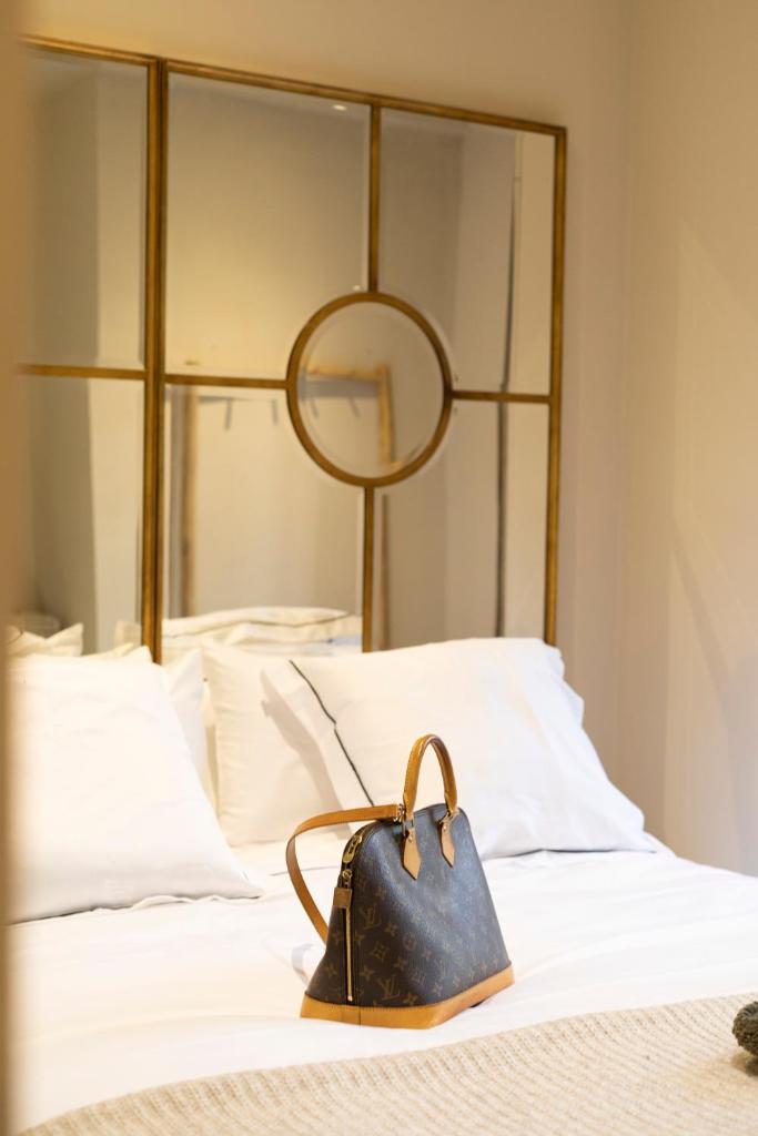 Апартаменты (Апартаменты с балконом), Chic Apartments Barcelona