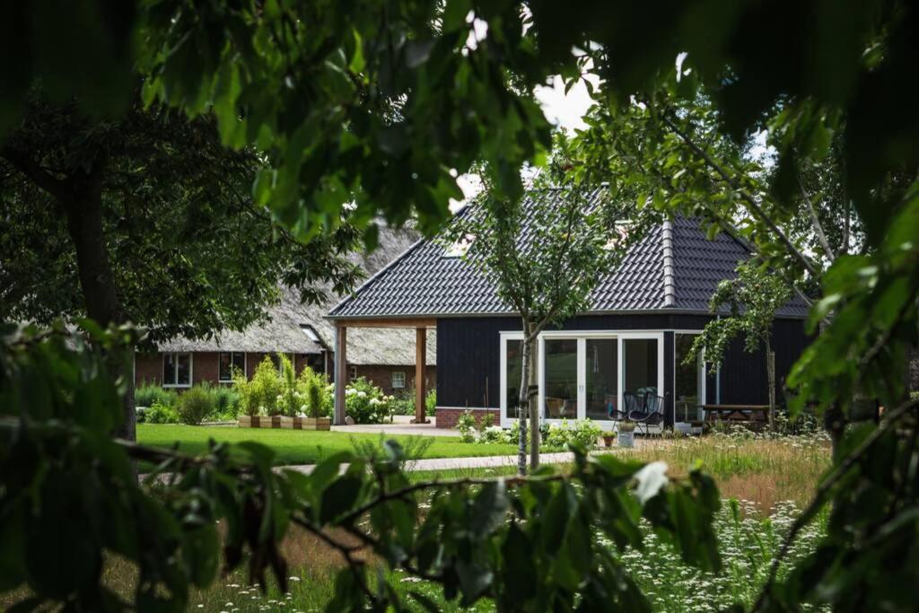 Ermerhoek, in de Hof photo 1