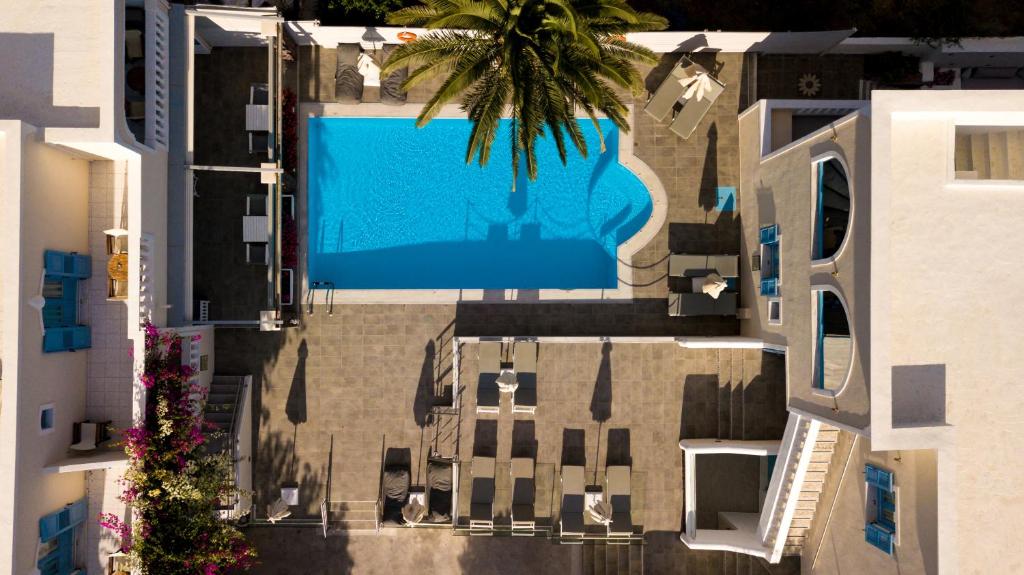 Stelios Place, Santorini