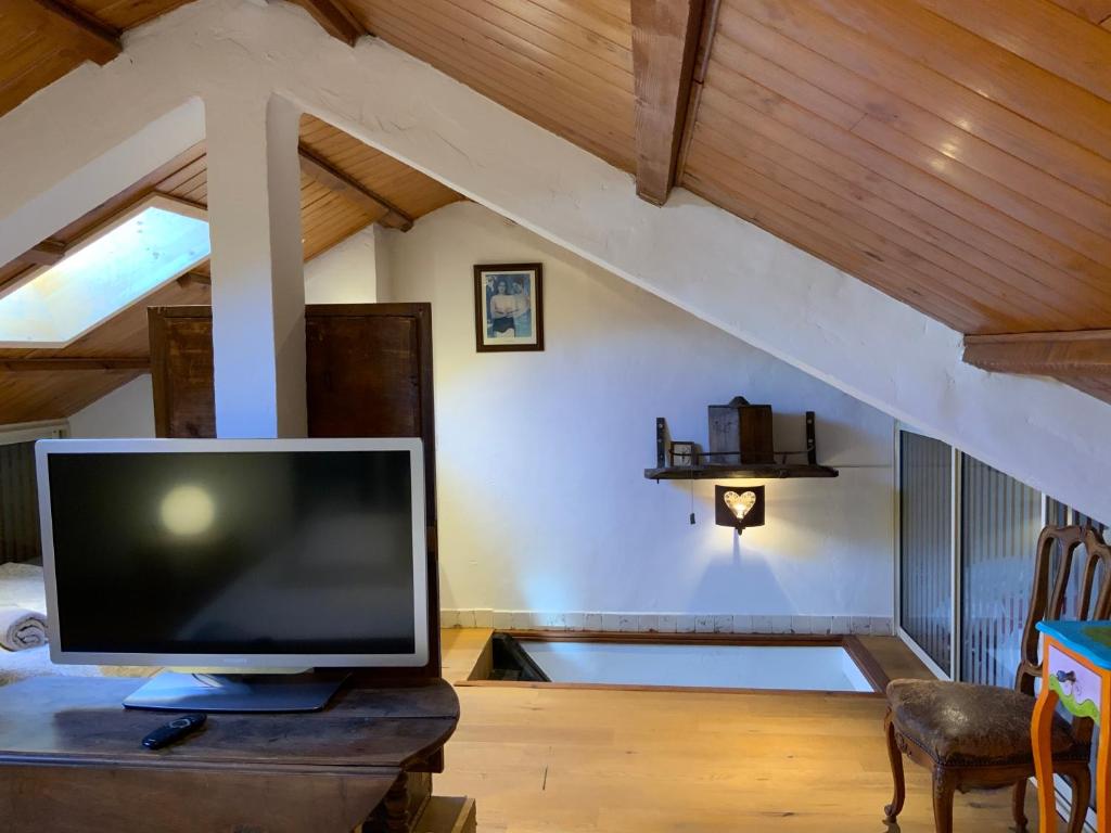 CHALET FAMILIAL AURON - Tap to explore photos