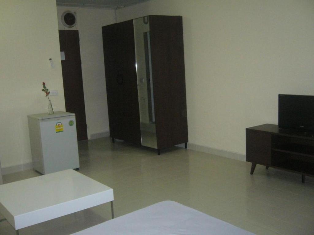 Room in Guest room - Chan Kim Don Mueang Guest House Triple room photo 1