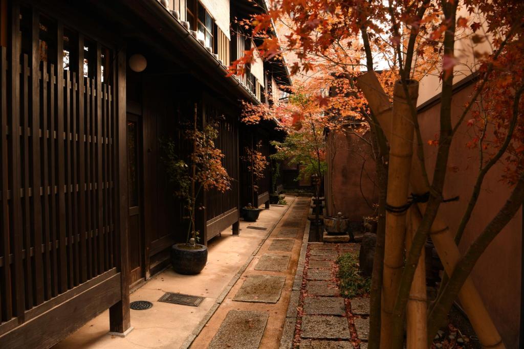 Yado Kiramachi photo 3