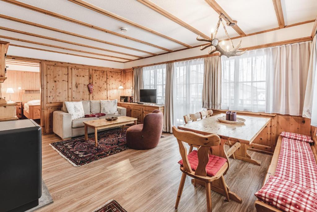 Chalet Sunna Höckli - Pistennah und Ruhig mit Panoramablick photo 2