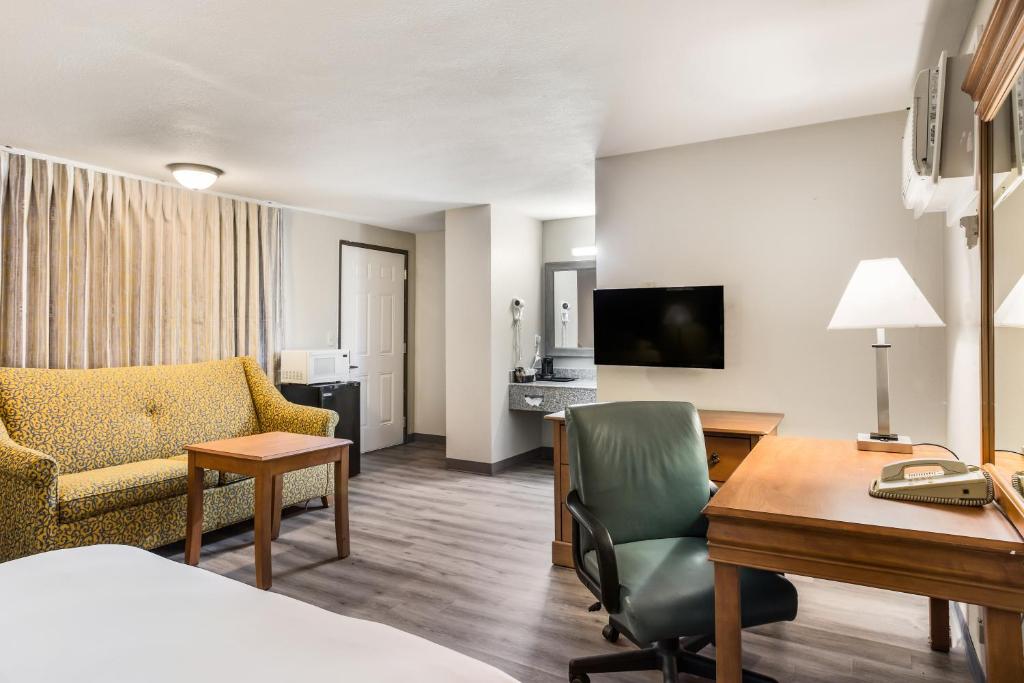 Americas Best Value Inn - Lebanon photo 4