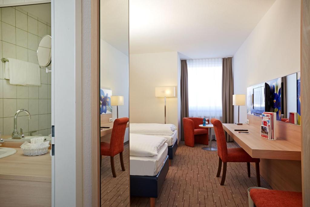 H+ Hotel Wiesbaden Niedernhausen photo 3