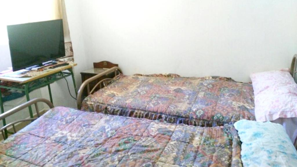 4 bedrooms house with furnished garden at Baralla photo 4
