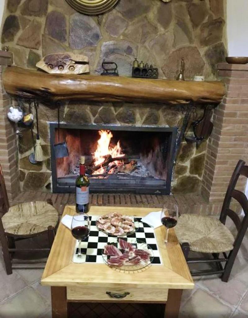 5 bedrooms house with private pool furnished terrace and wifi at Zambra photo 3