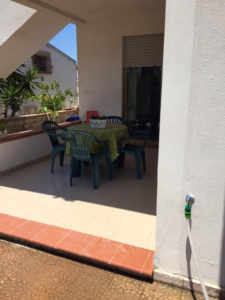 3 bedrooms appartement at Scoglitti 100 m away from the beach with enclosed garden photo 3