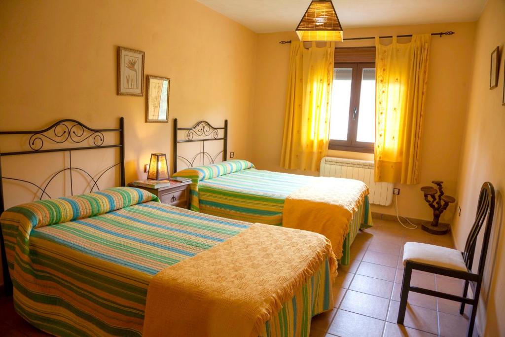 3 bedrooms house with terrace and wifi at Sotoserrano photo 4