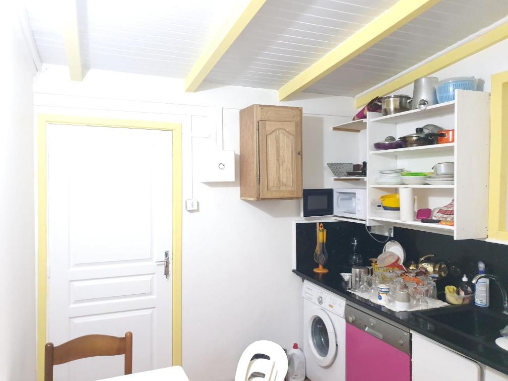 Bungalow d'une chambre avec terrasse amenagee et wifi a Morne a l'Eau a 8 km de la plage photo 3