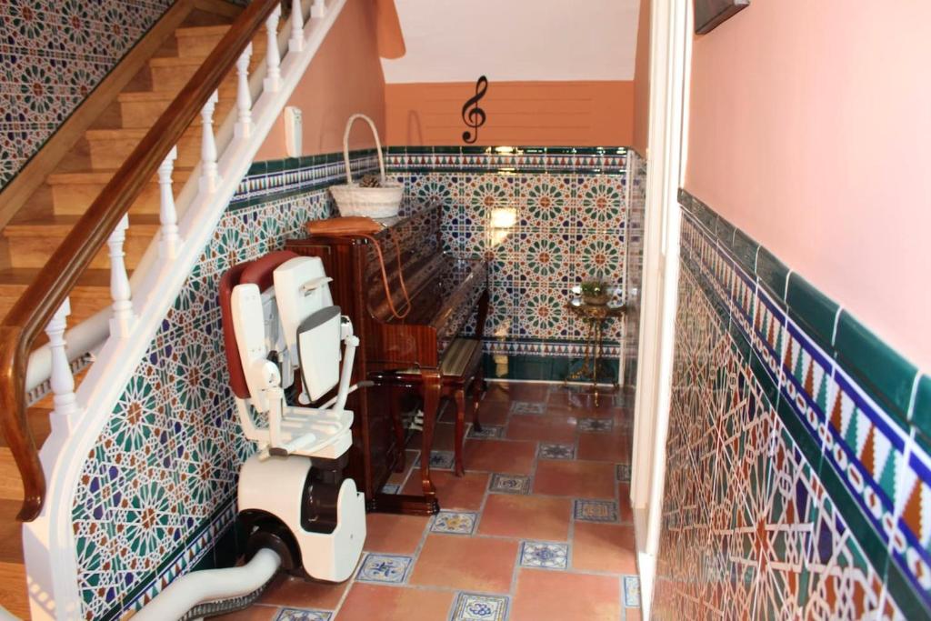 4 bedrooms house with enclosed garden and wifi at Villanueva de los Infantes photo 4