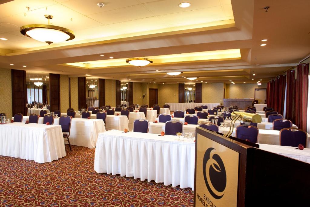 Executive Hotel Vancouver Airport photo 4