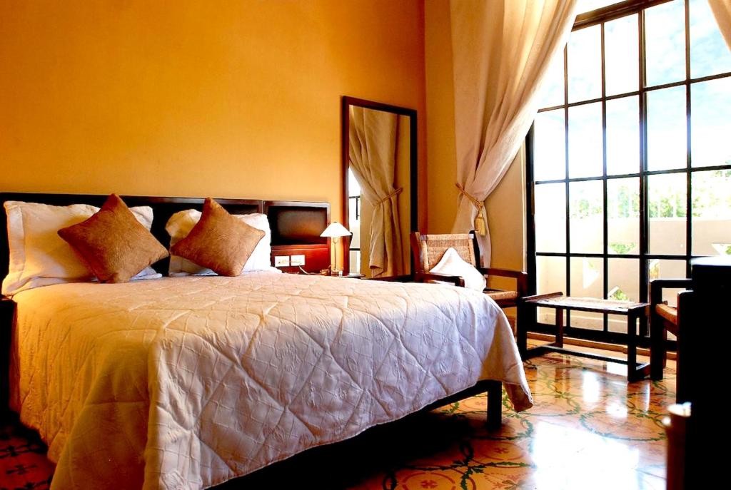 7 bedrooms house with sea view jacuzzi and furnished terrace at Saint Domingue photo 1